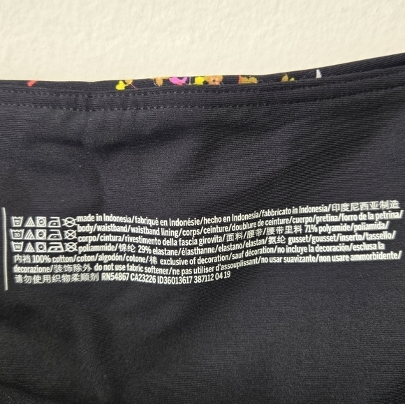 Victoria Secret Sport Stars Pink Floral Black High Rise 7/8 Leggings L - Picture 5 of 9